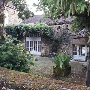 La Libellule&le Papillon At Les Leroux, Near , Frayssinet-le-Gélat France